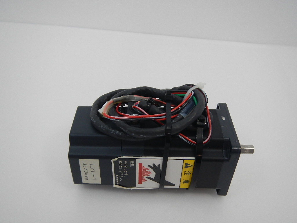 STEPPING MOTOR / PK569-NACM / ORIENTAL MOTOR|Used product list